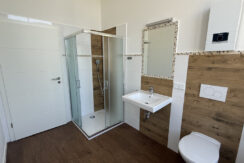Badezimmer 2