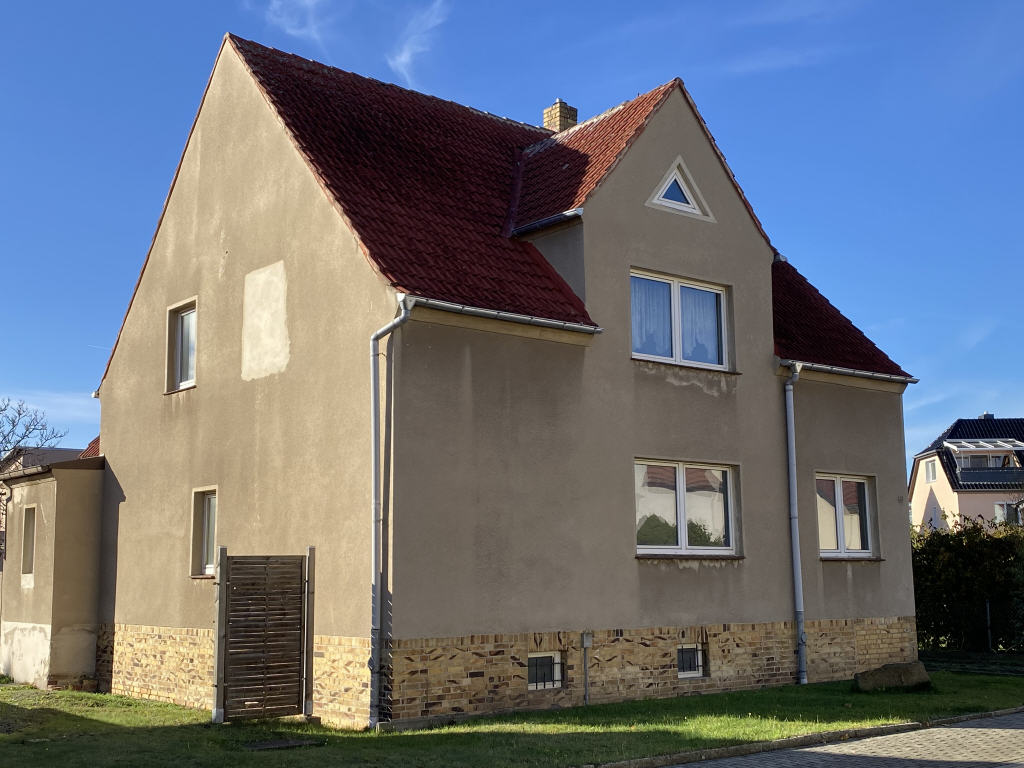 Haus mit Potenzial – Einfamilienhaus in Gröditz
