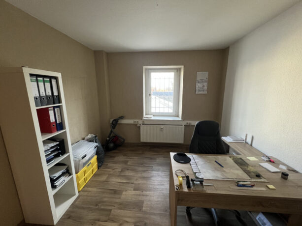 kleiner Büroraum