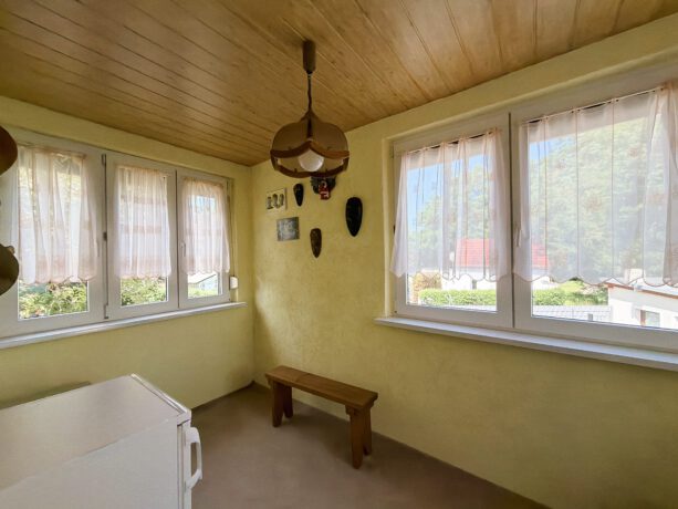 kleines Zimmer OG (ü. Eingang)