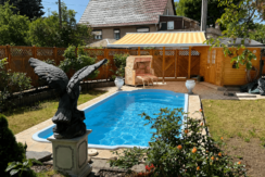 Garten mit Pool
