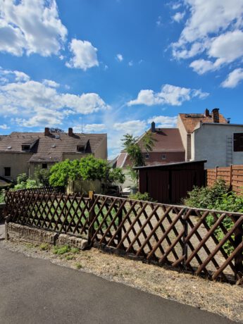 Zufahrt zur Garage