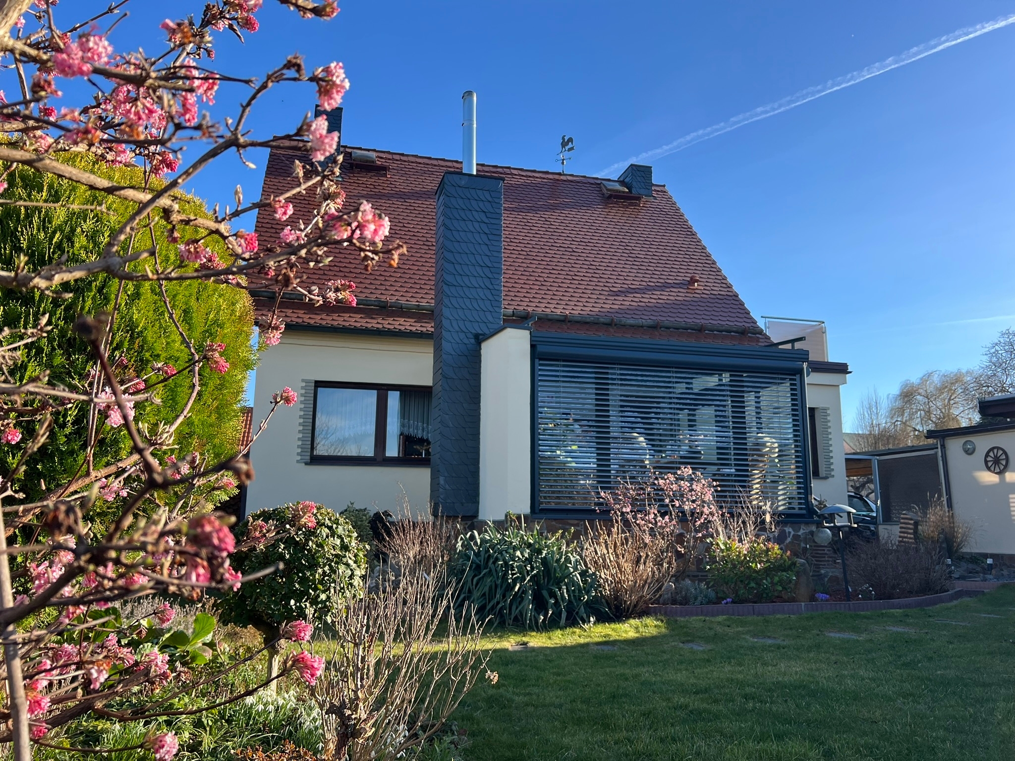 Wohnen mit Wellnessfaktor – Exklusives Einfamilienhaus in Riesa mit Sauna, Jacuzzi & Wintergarten!