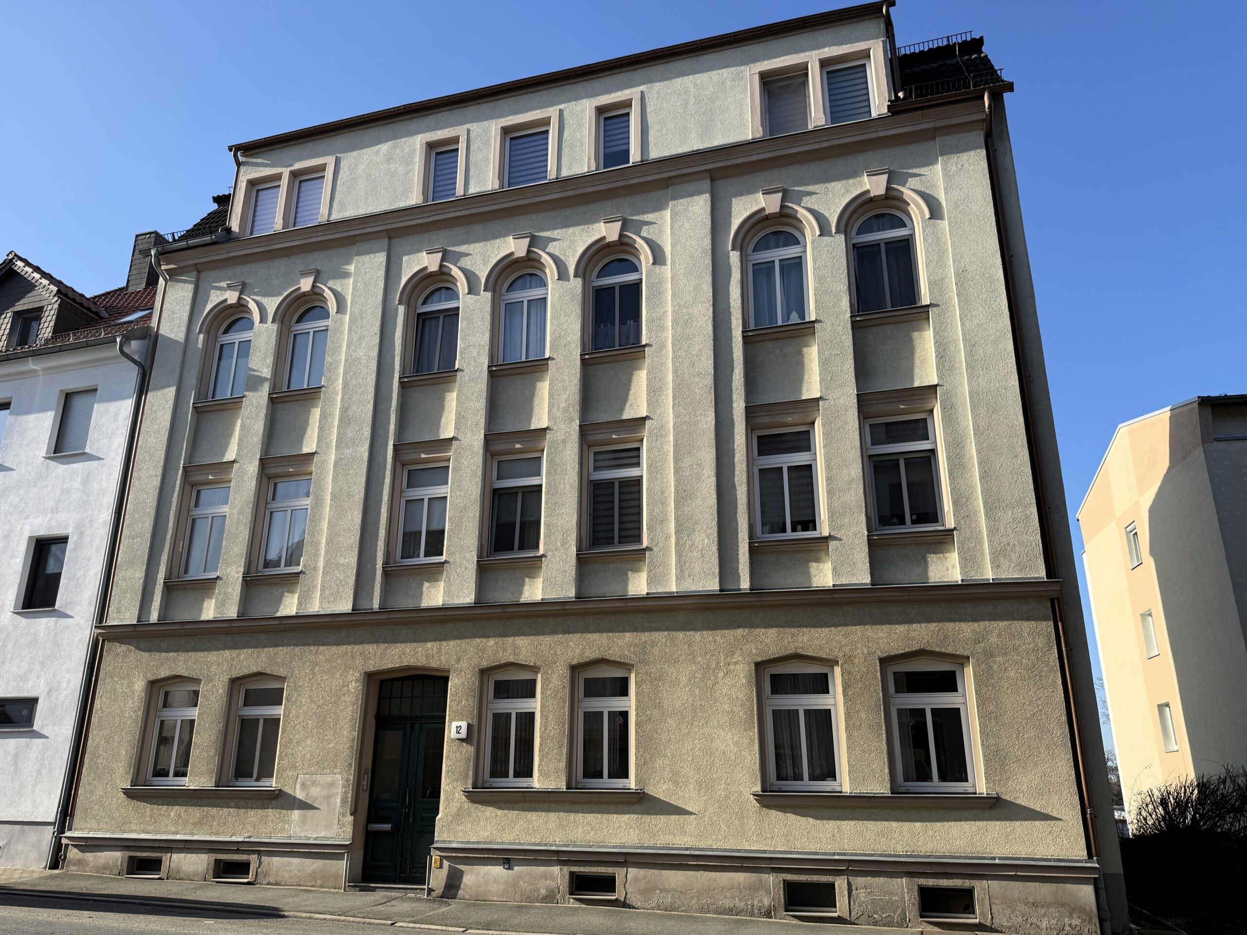 Attraktives Mehrfamilienhaus in Riesa +++ Stabile Mietertragsbasis mit Steigerungspotenzial